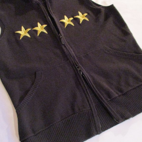 JJ BASICS 2PC KNIT SET ¾” PANTS AND HOODIE W/STARS - Picture 10 of 16